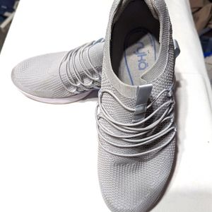 Ryka like new slip on sneakers size 11